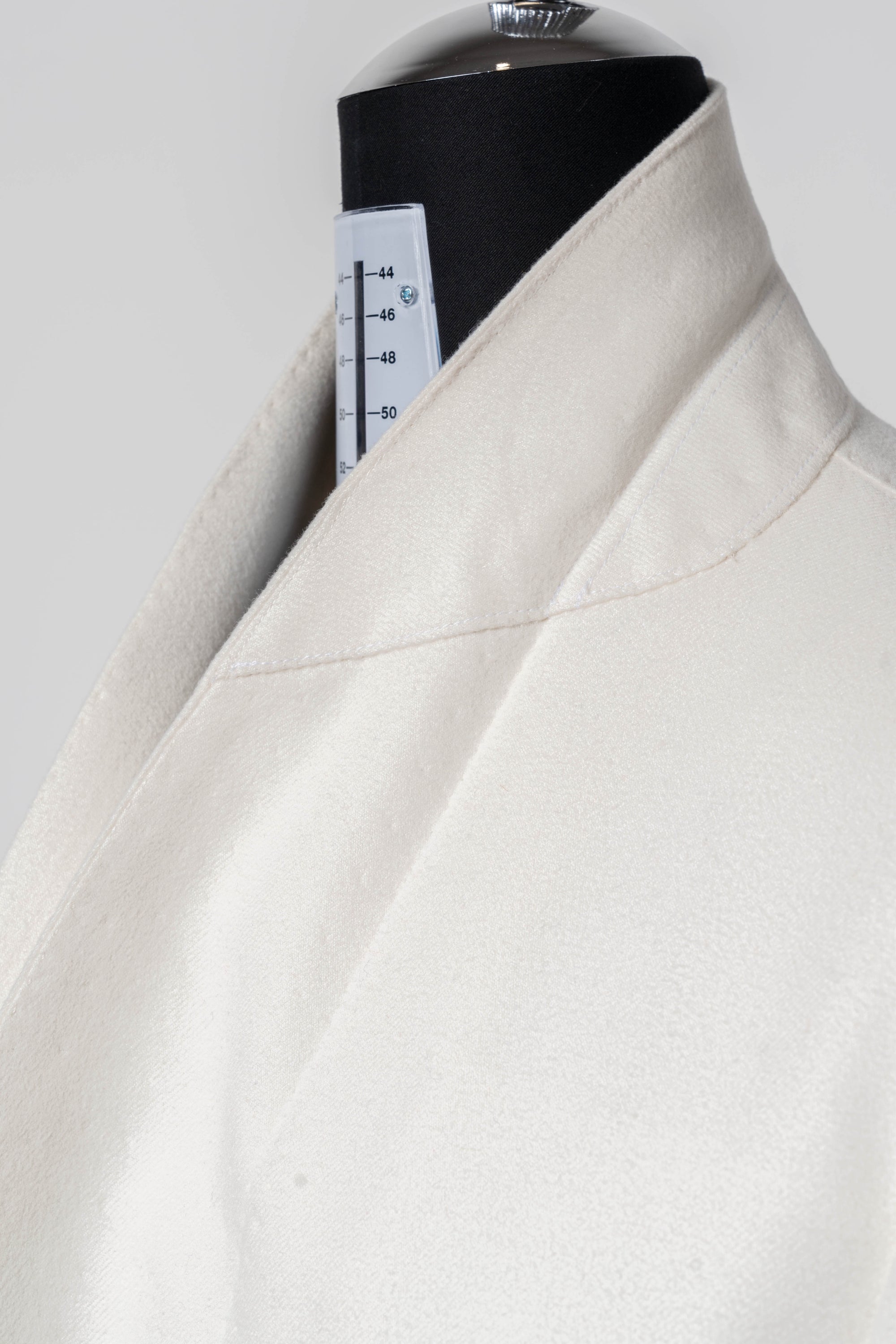 White Camel Silk Shawl Lapel Dinner Jacket #28