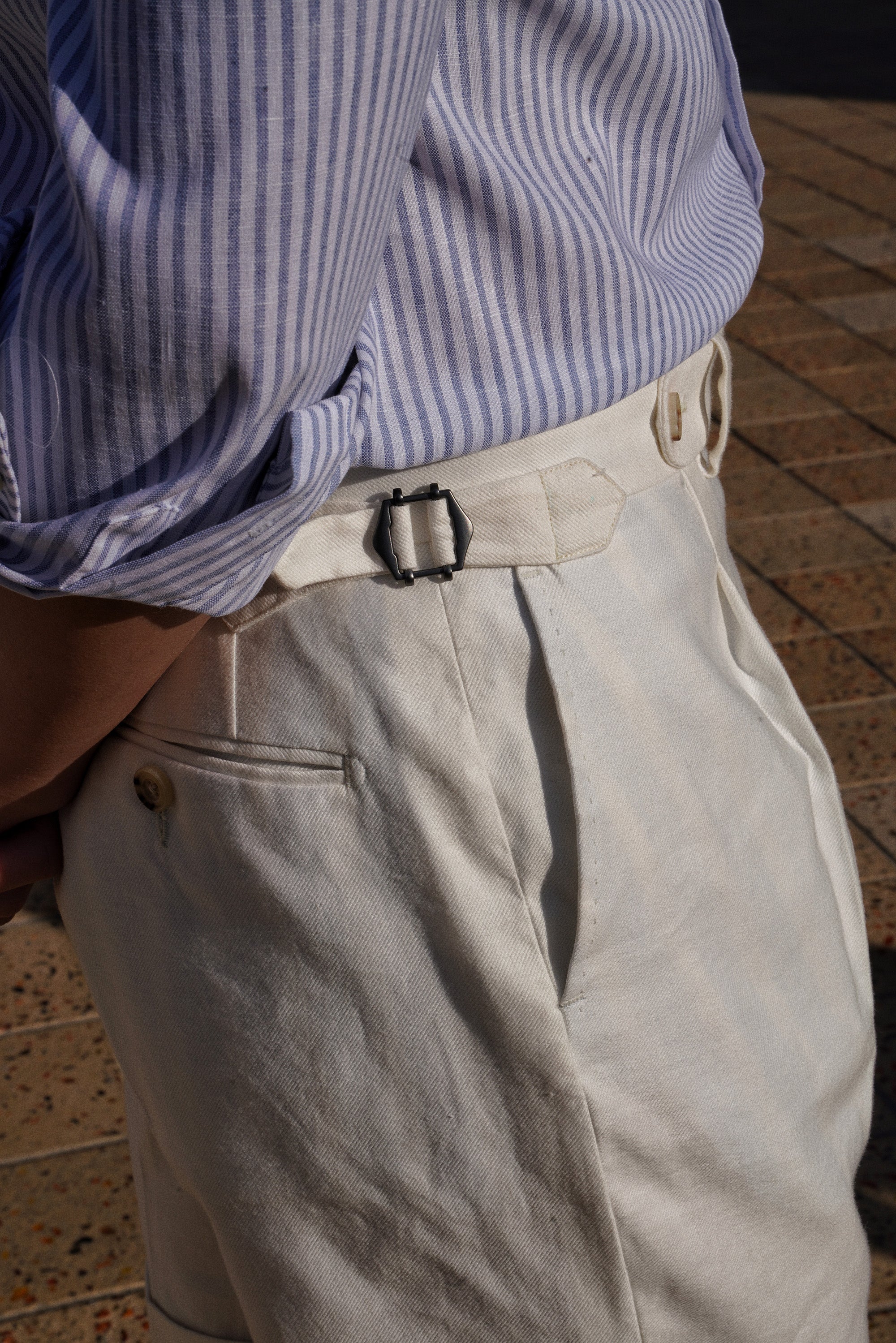 White Linen Cotton Blending Shorts