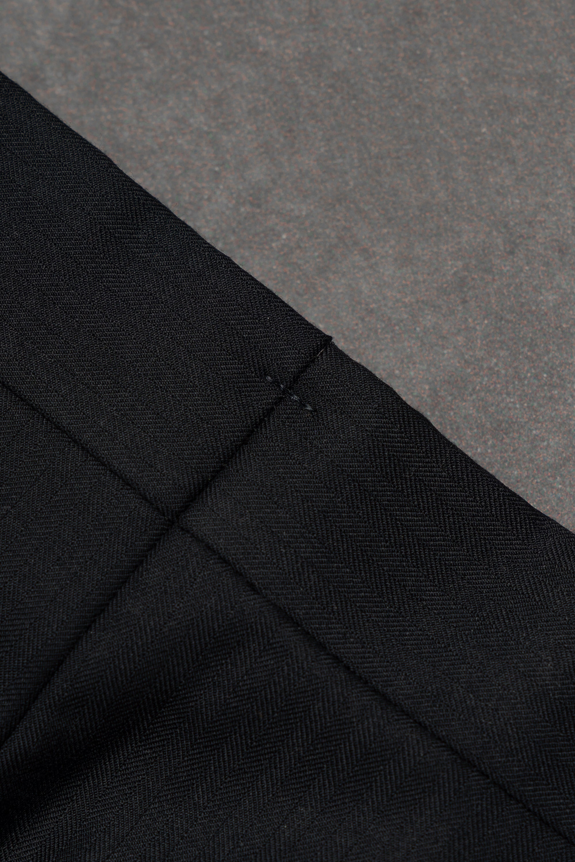 Navy Herringbone 130s Suit #15