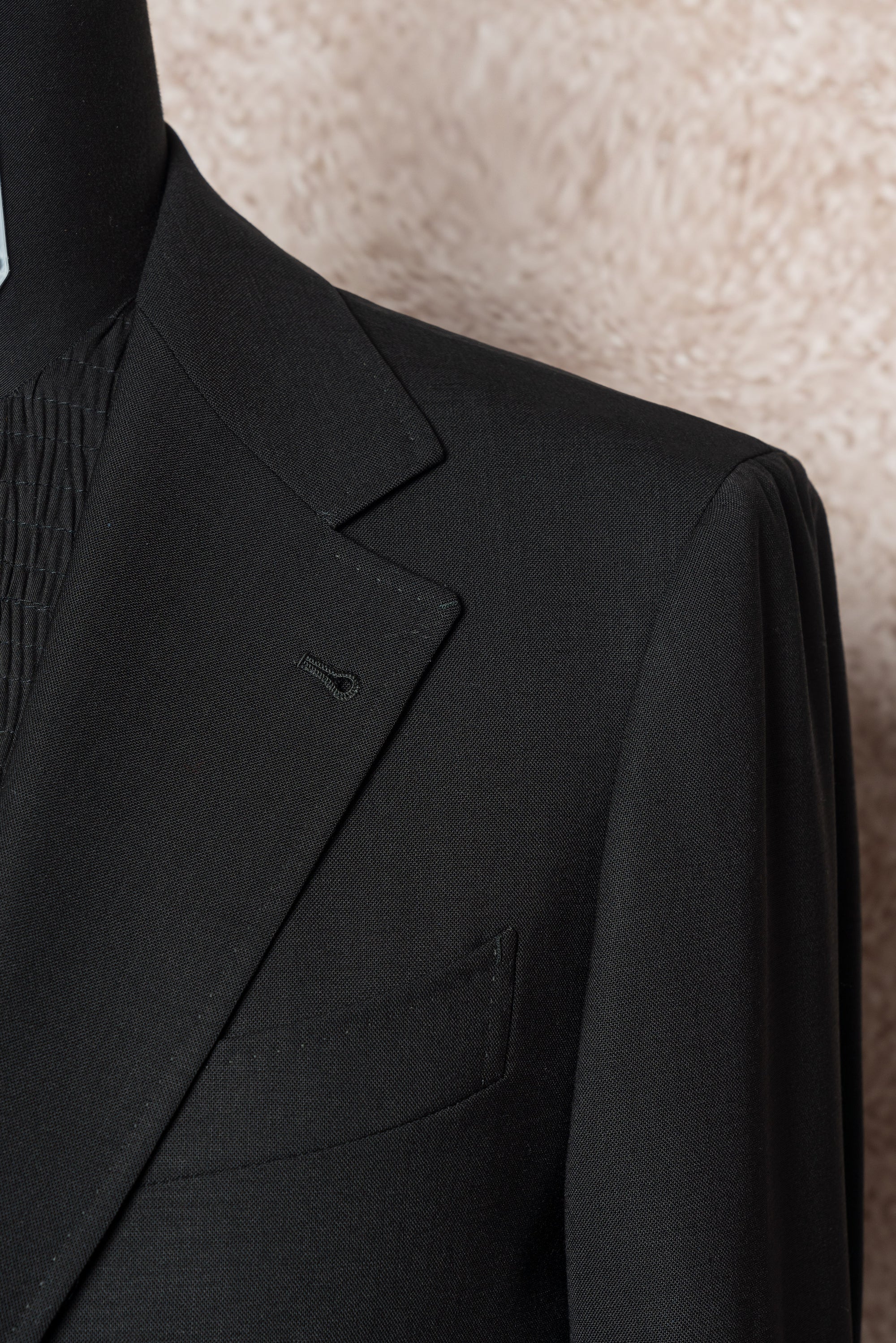 Black High Twist Wool Suit #144