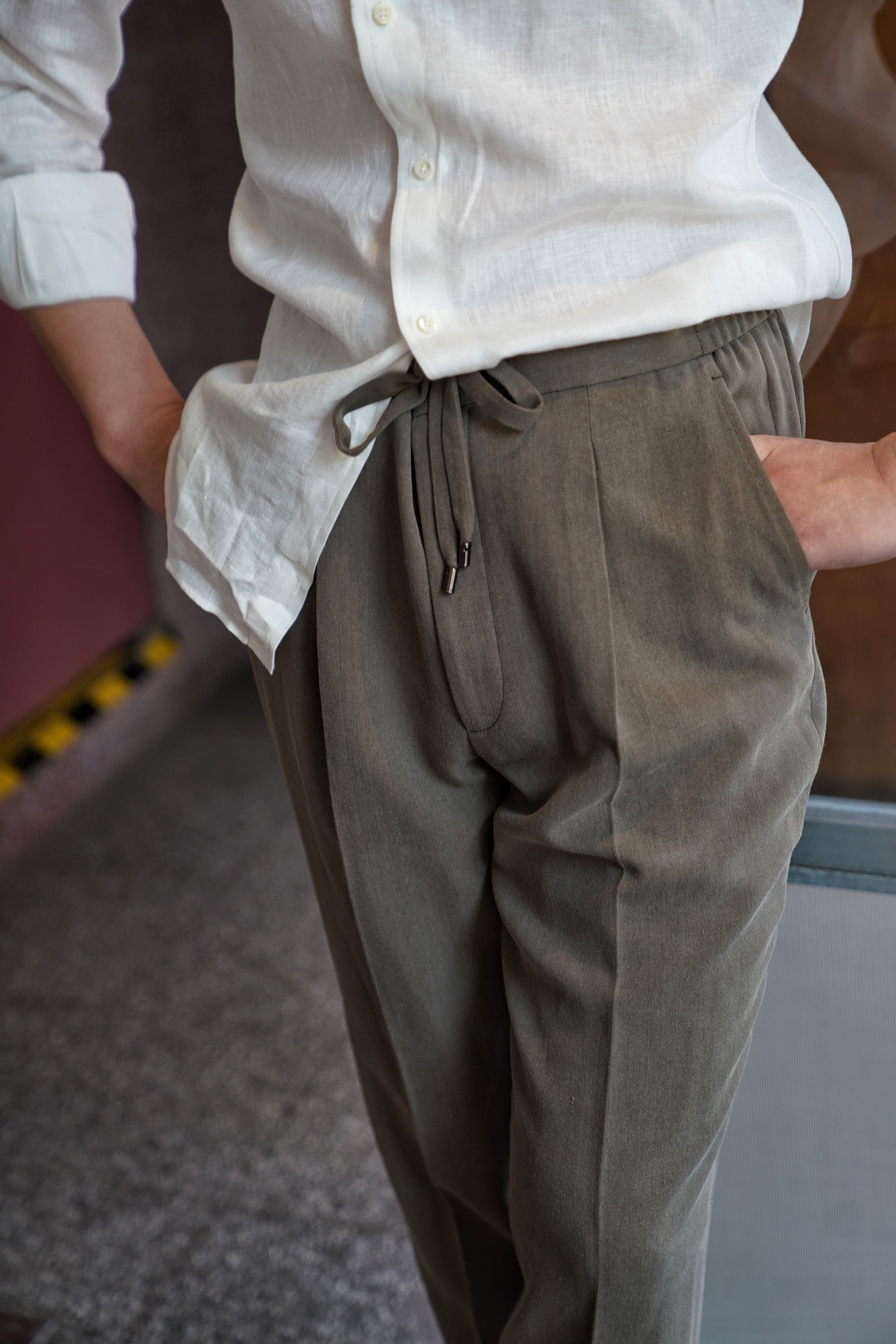 Moss Silk Drawstring Trousers