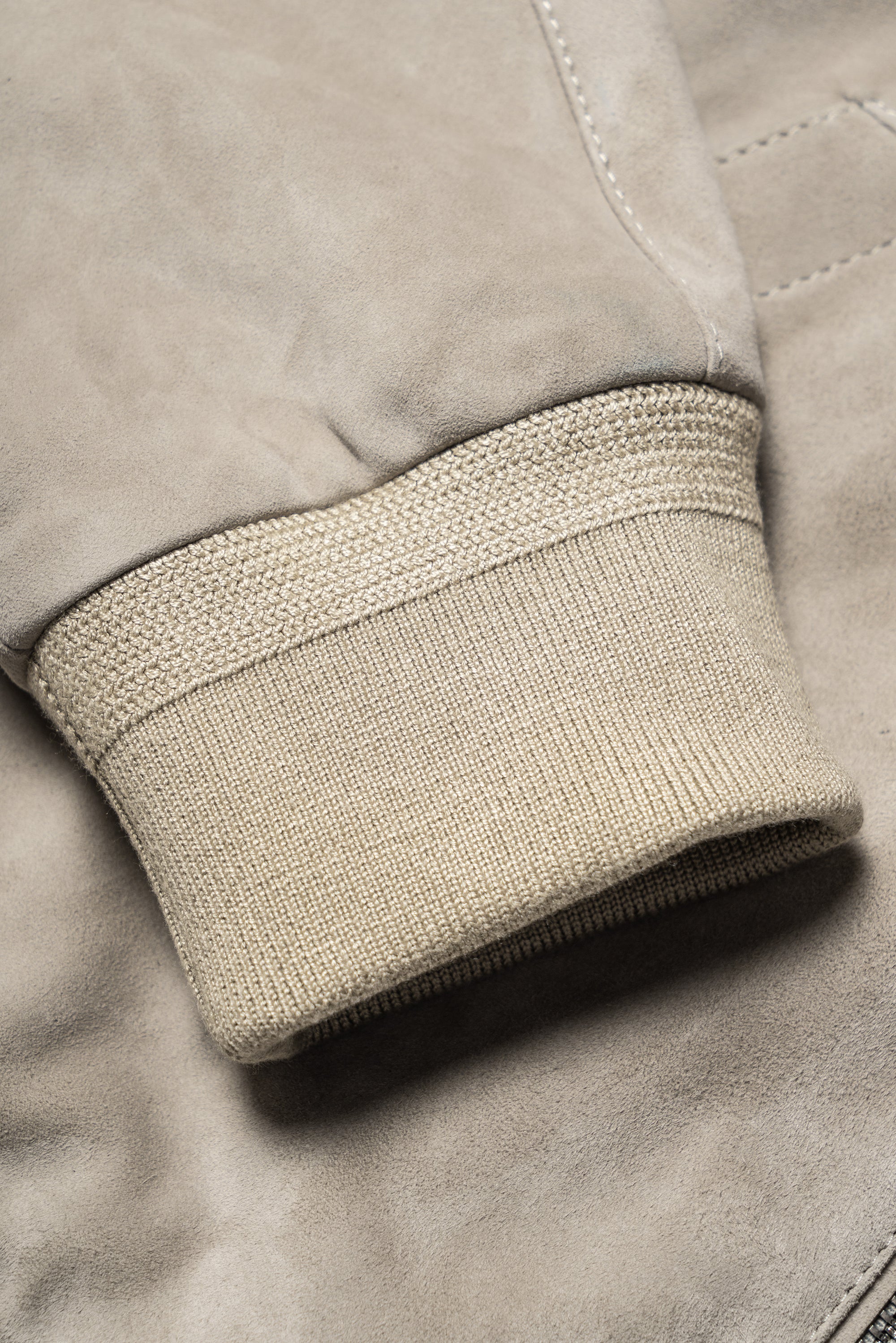 [Preorder] Stone Sheepskin Hooded Jacket