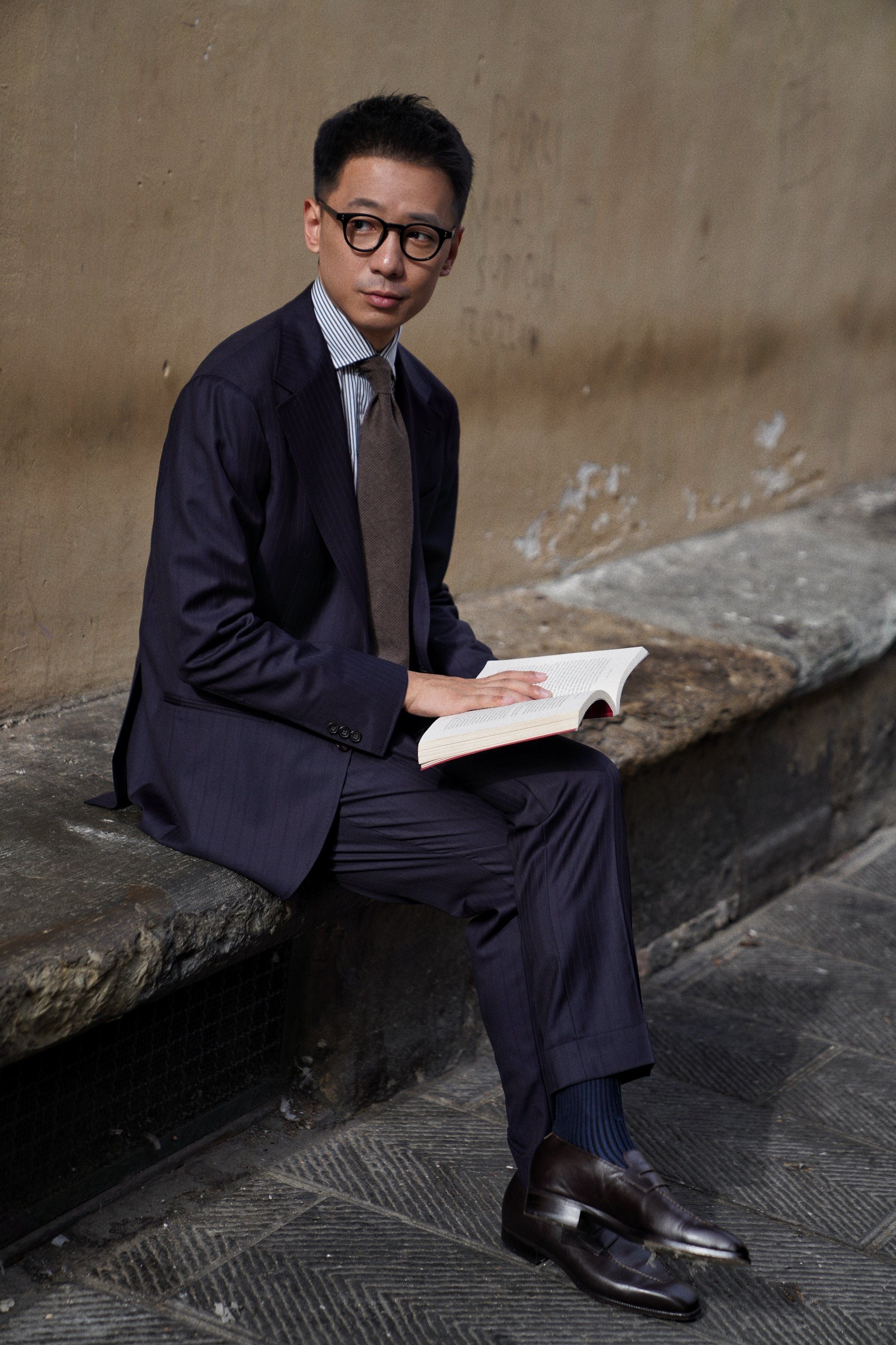 MTO Navy Herringbone 130s Wool Suit #400
