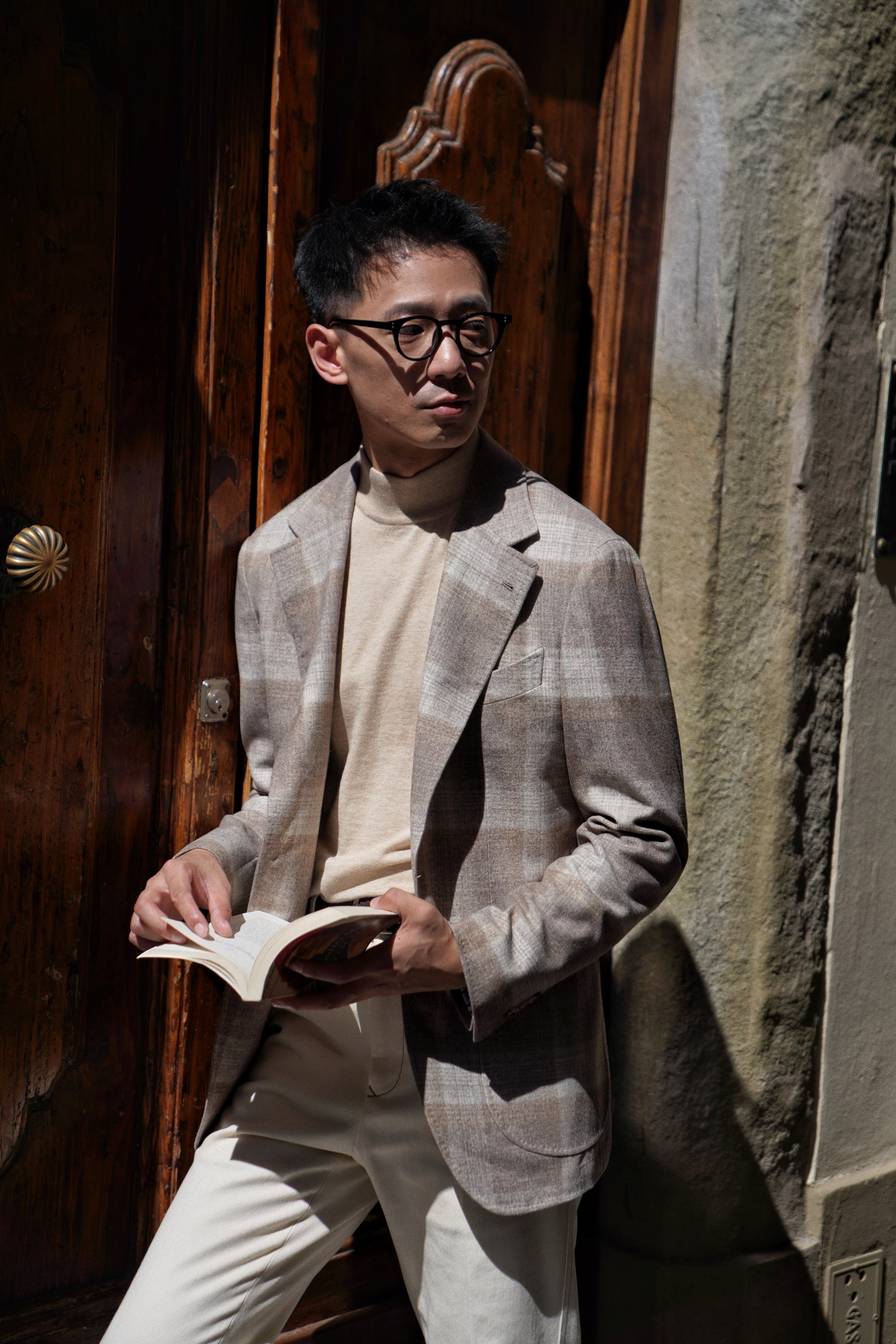 Camel / Beige Knitted Mock Neck