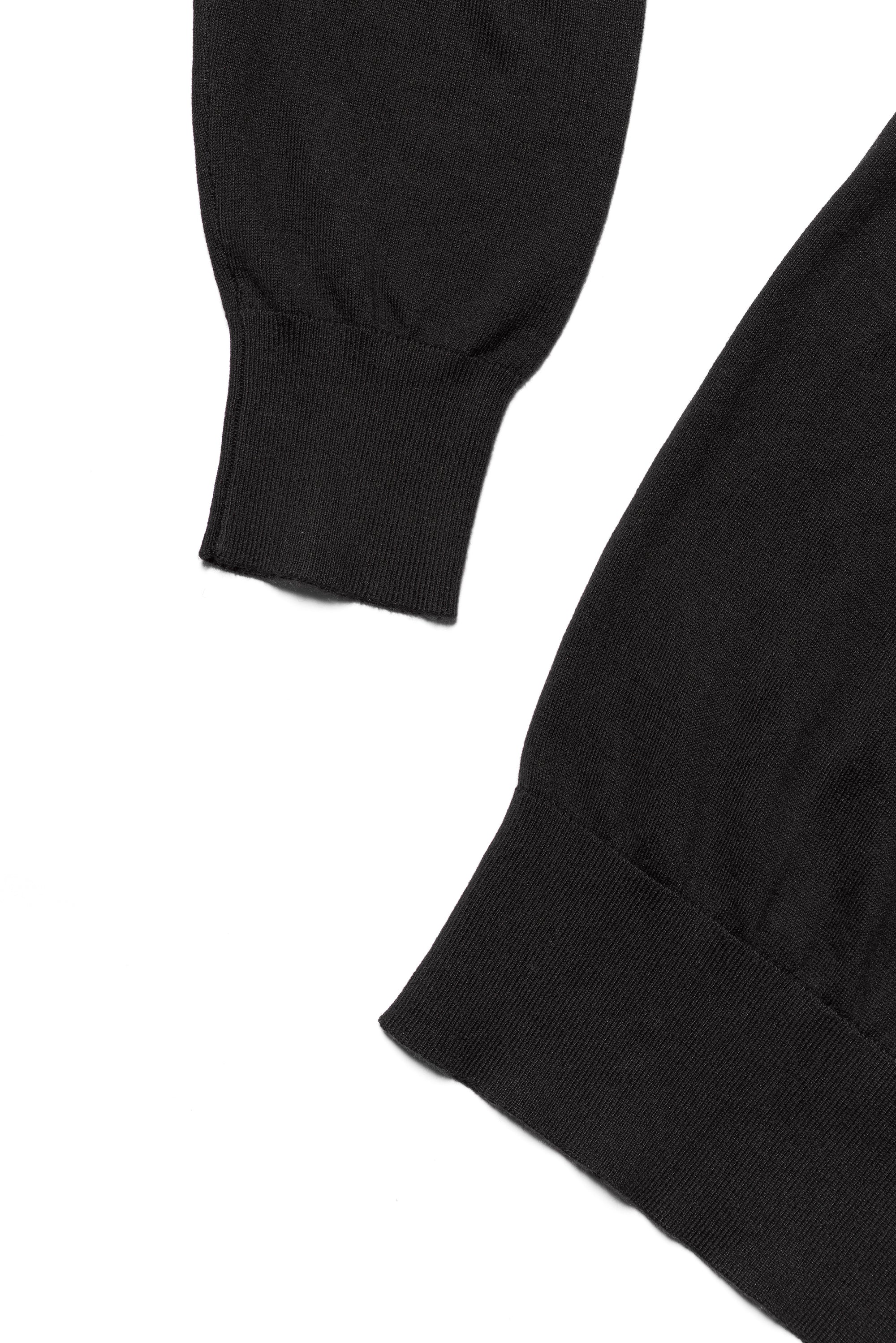 Black / Burgundy Silk Cashmere  Crew Neck