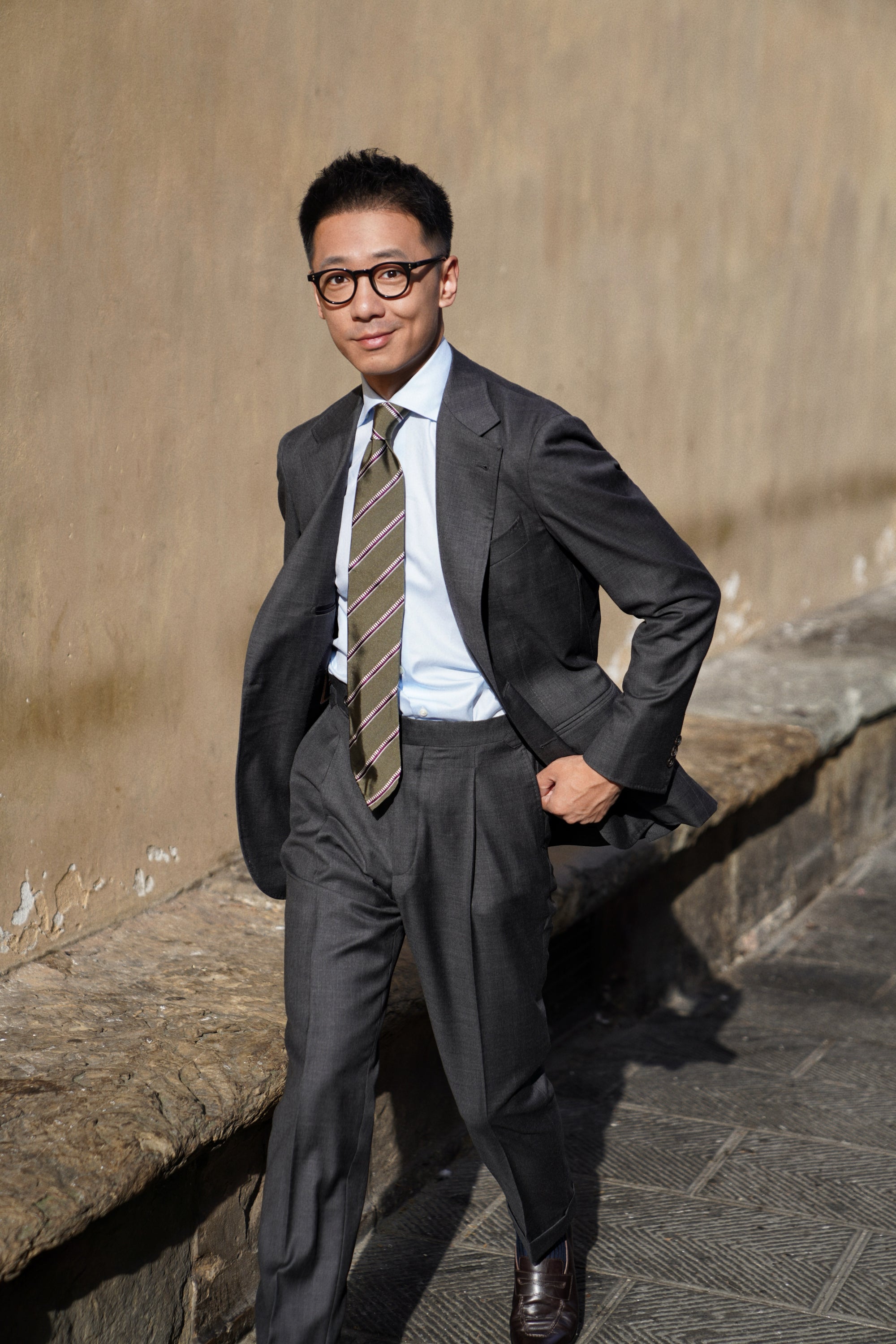 MTO Charcoal Sharkskin 17 Micron 130s Suit #405