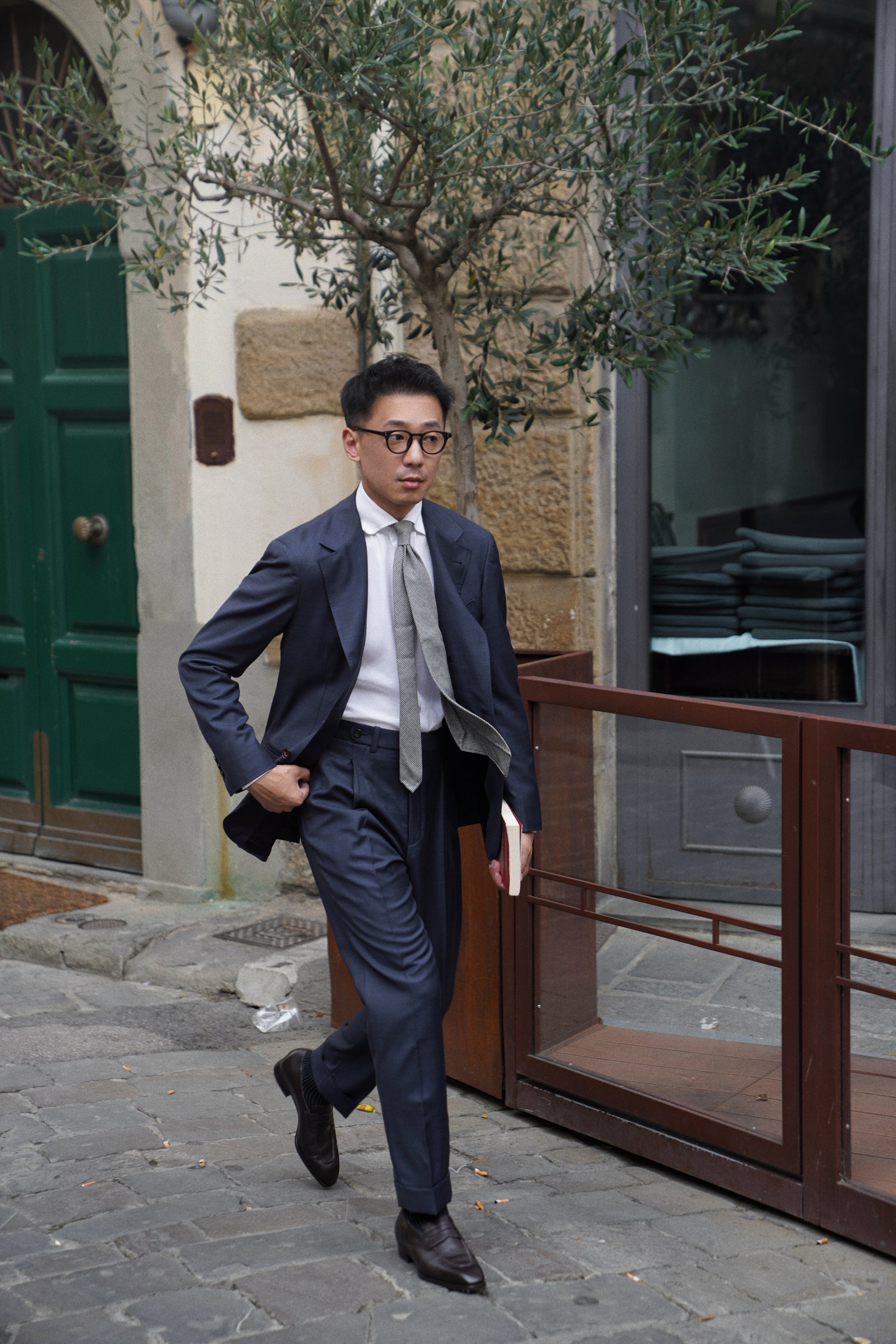 MTO Navy Sharkskin 17 Micron 130s Suit #406