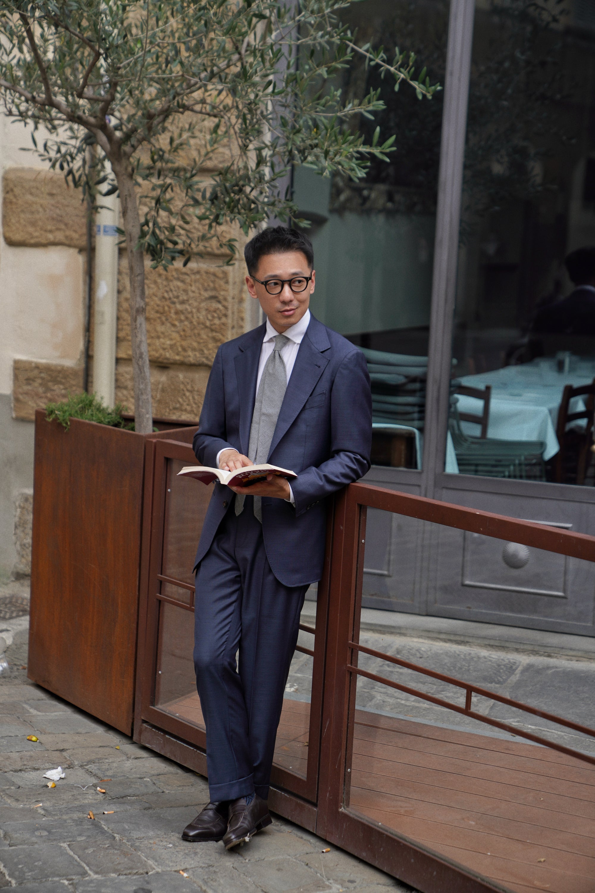 MTO Navy Sharkskin 17 Micron 130s Suit #406