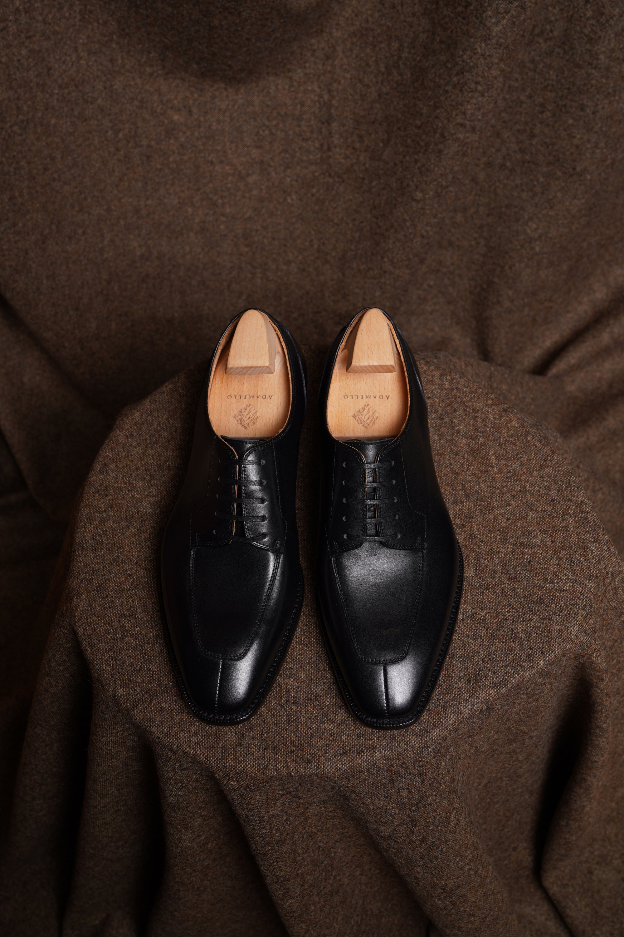 Adamello “Bologna” Black Calf Split-Toe Derby