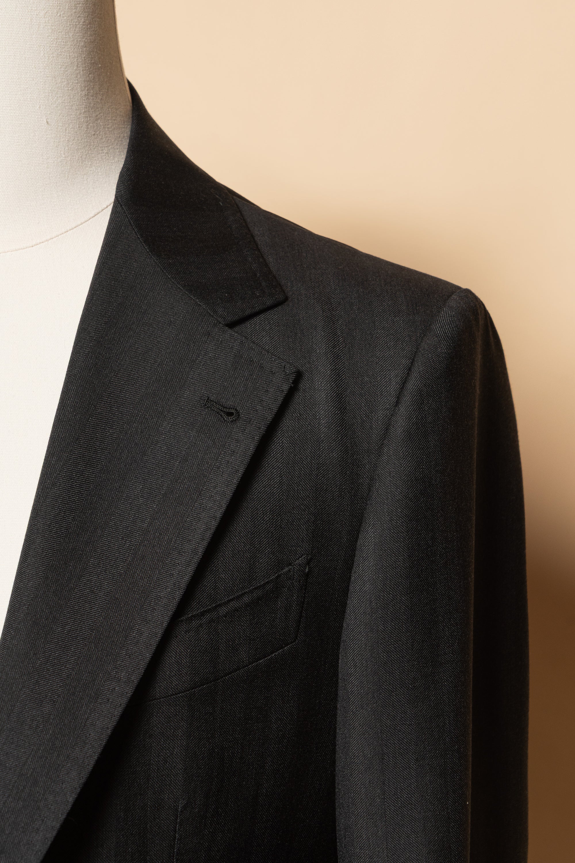MTO Charcoal Herringbone 120s Wool Suit #746