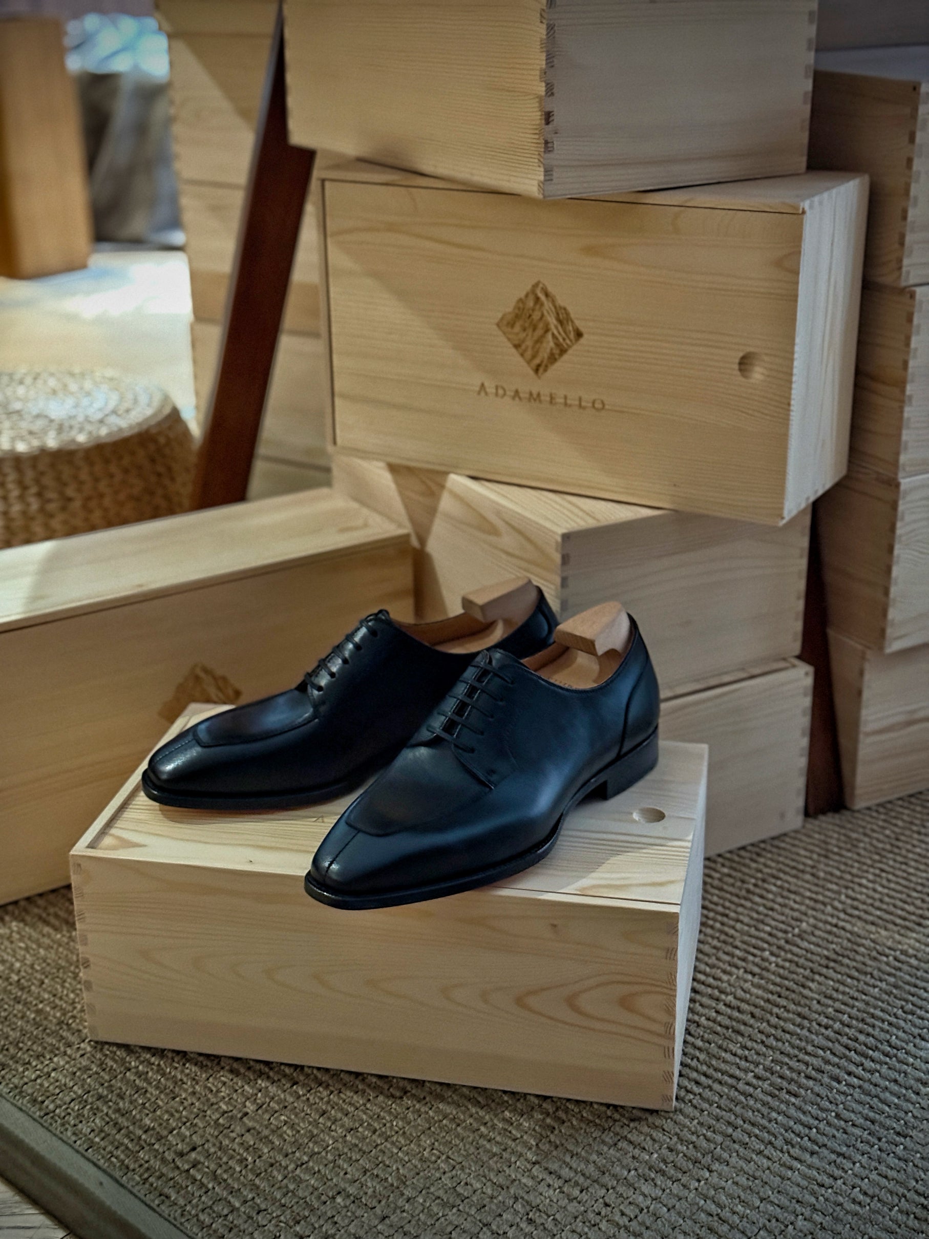 Adamello “Bologna” Black Calf Split-Toe Derby