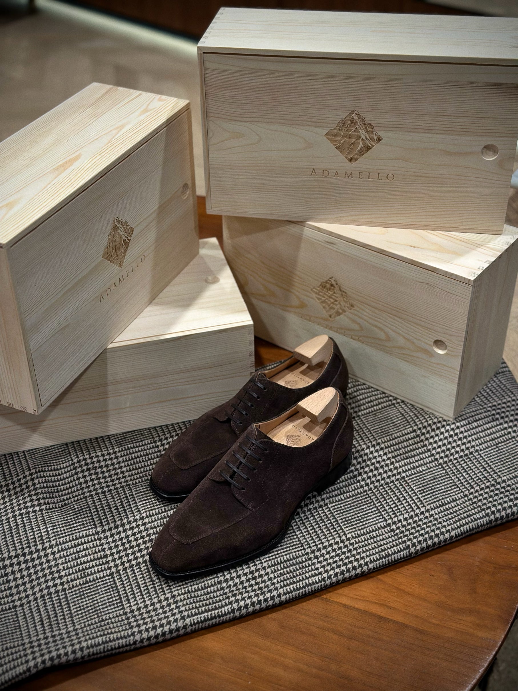 Adamello “Bologna” Dark Brown Suede Split-Toe Derby