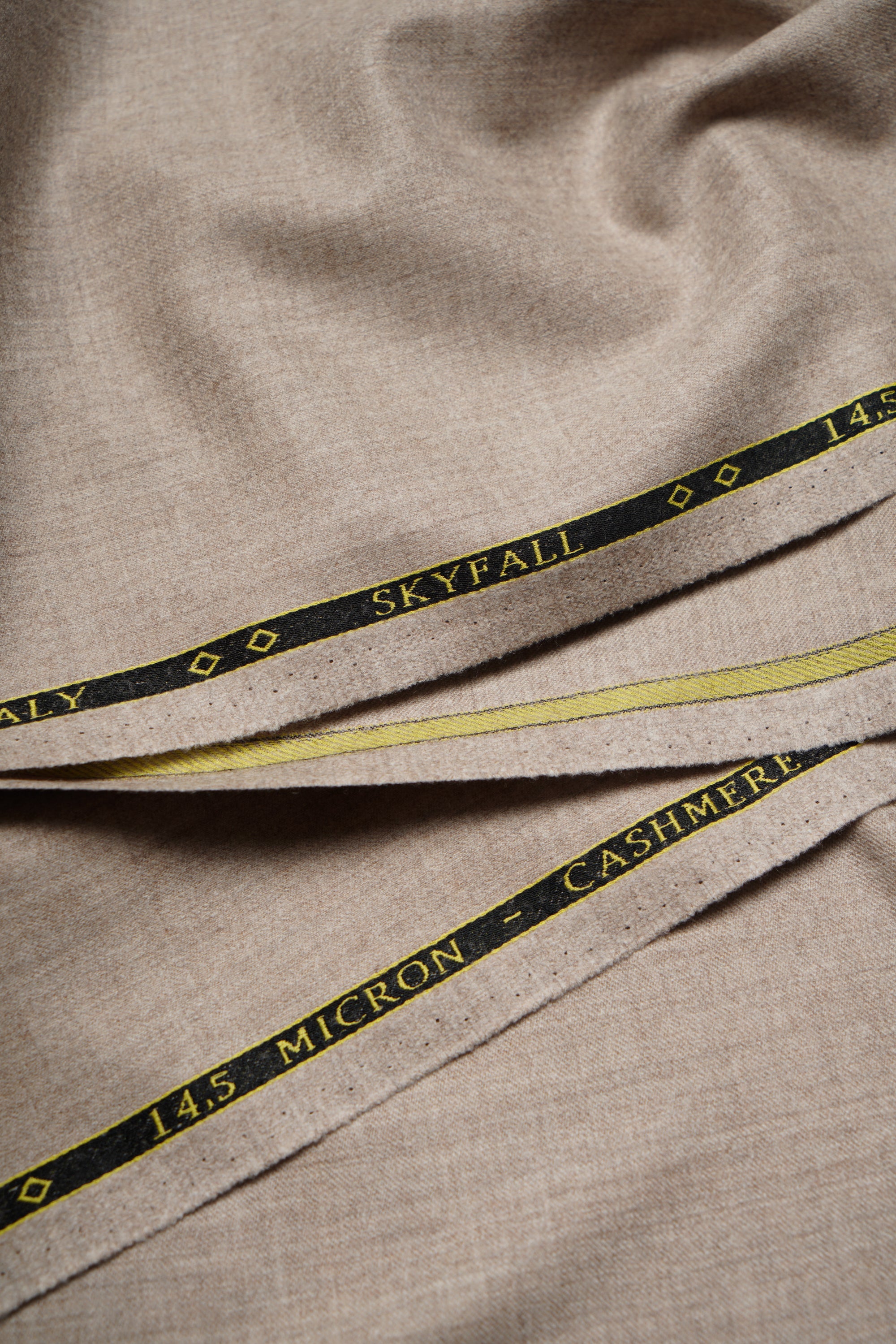 MTO Carmurat X Drago "Da Zhan Hong Tu" 180s Wool Cashmere Suit