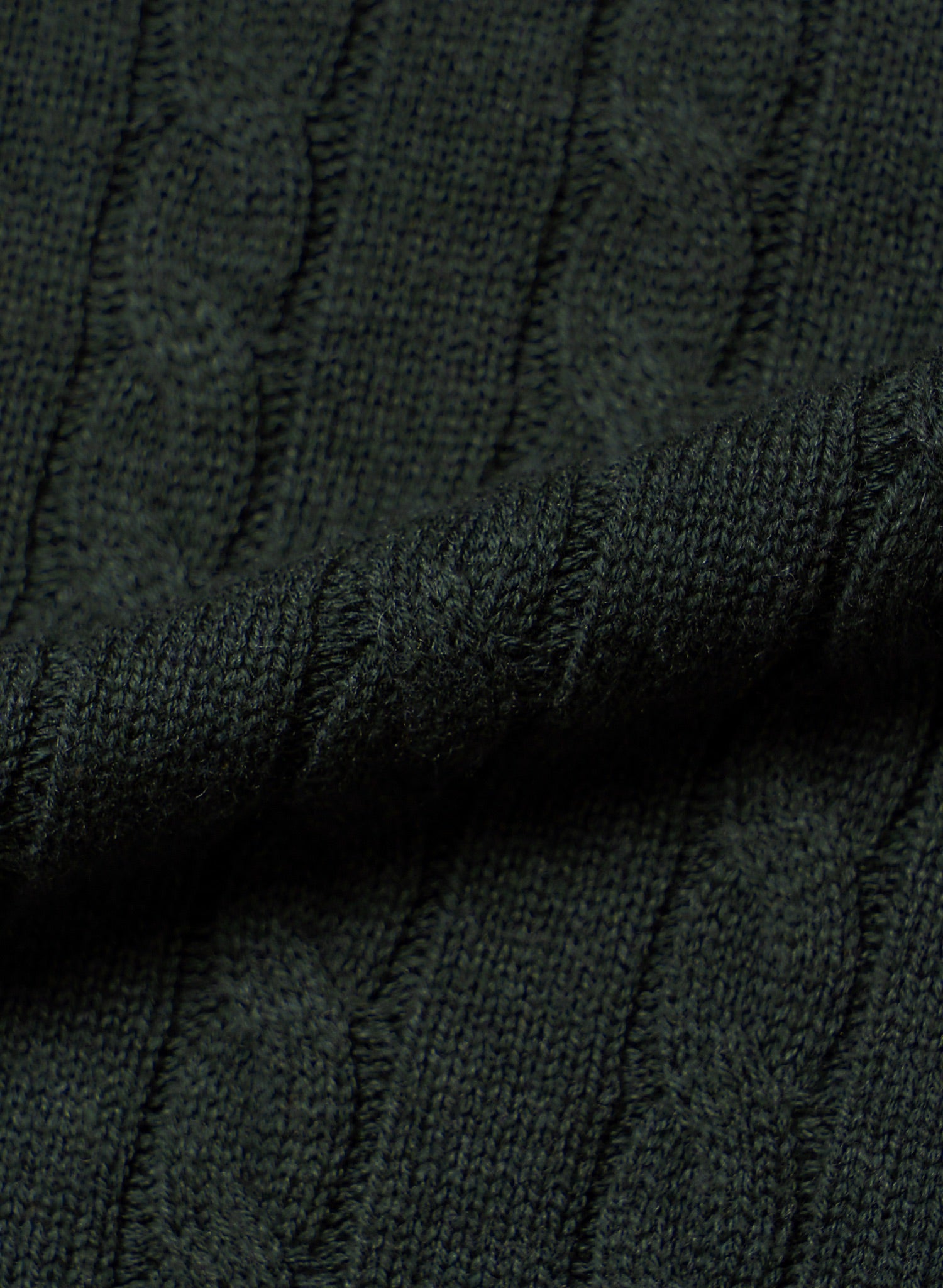 Burgundy / Forest Crew Neck Cable Knit Jumper