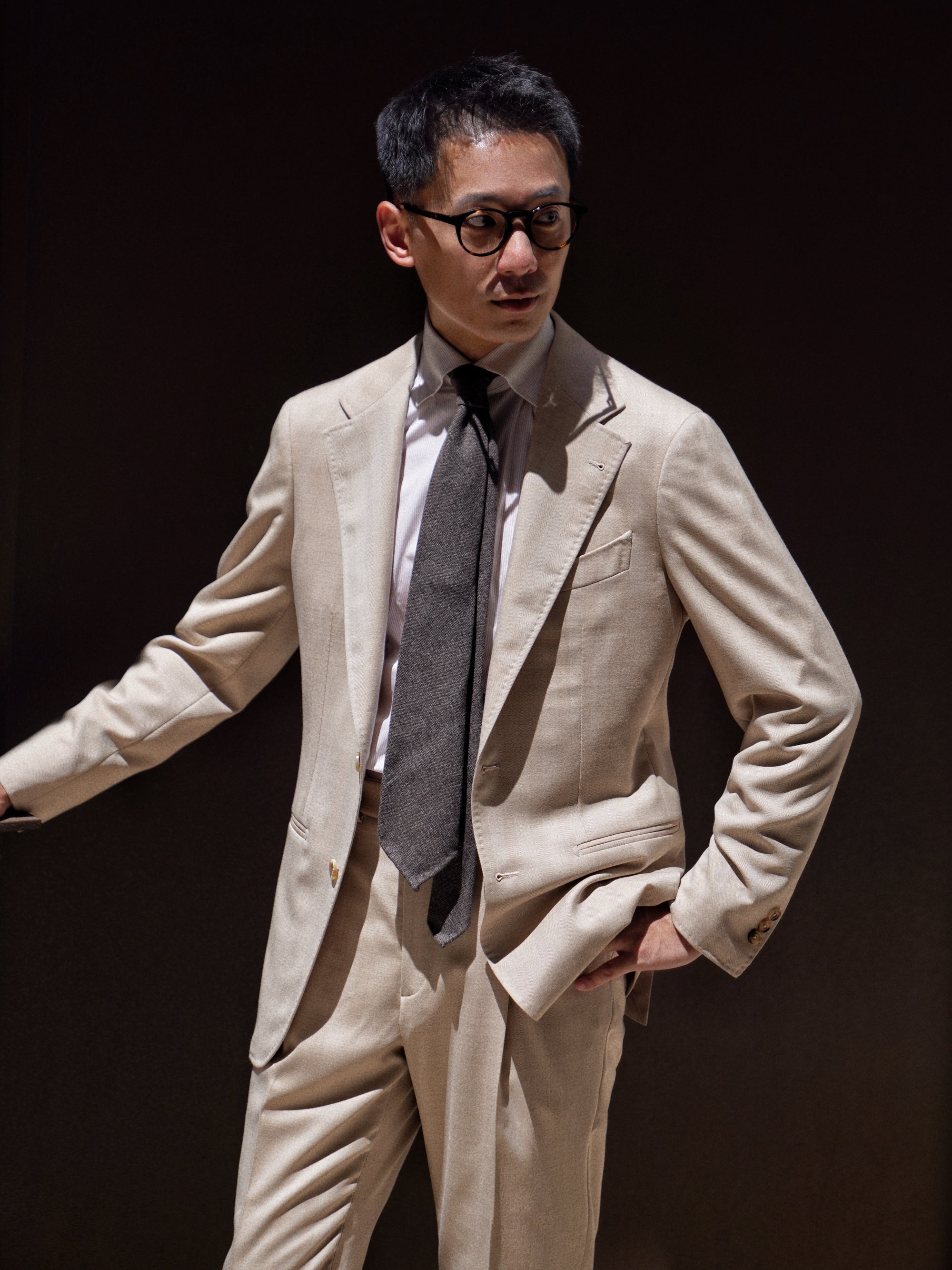 MTO Light Camel Herringbone 17 Micron 130s Suit #1025