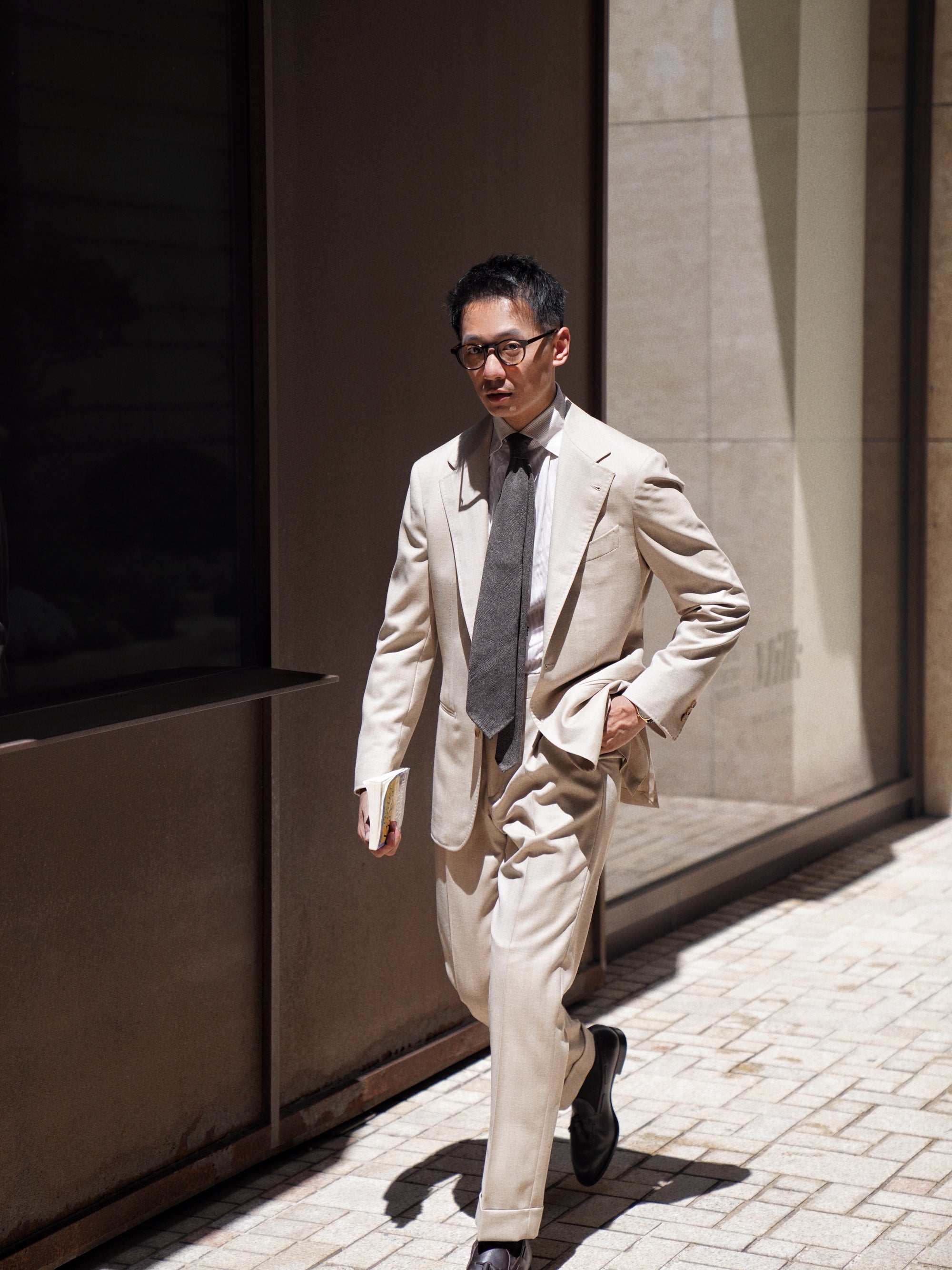 MTO Light Camel Herringbone 17 Micron 130s Suit #1025