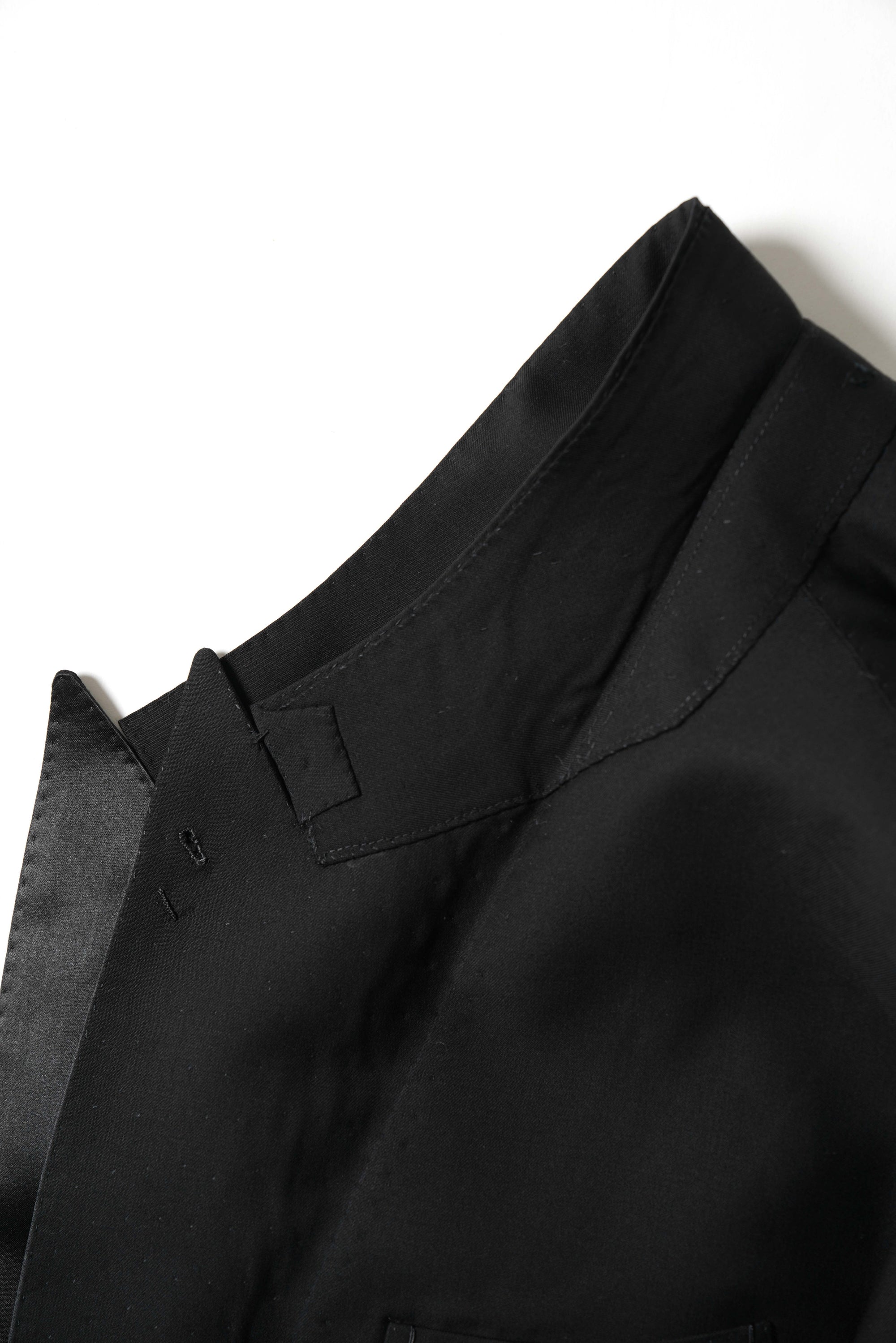 Black Wool Barathea Peak Lapel Single Breasted Dinner Suit #219