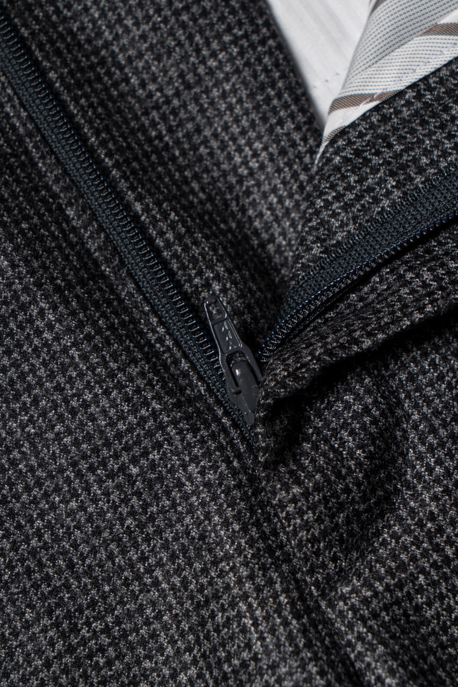 MTO Dark Grey Houndstooth 130s Flannel Suit #505