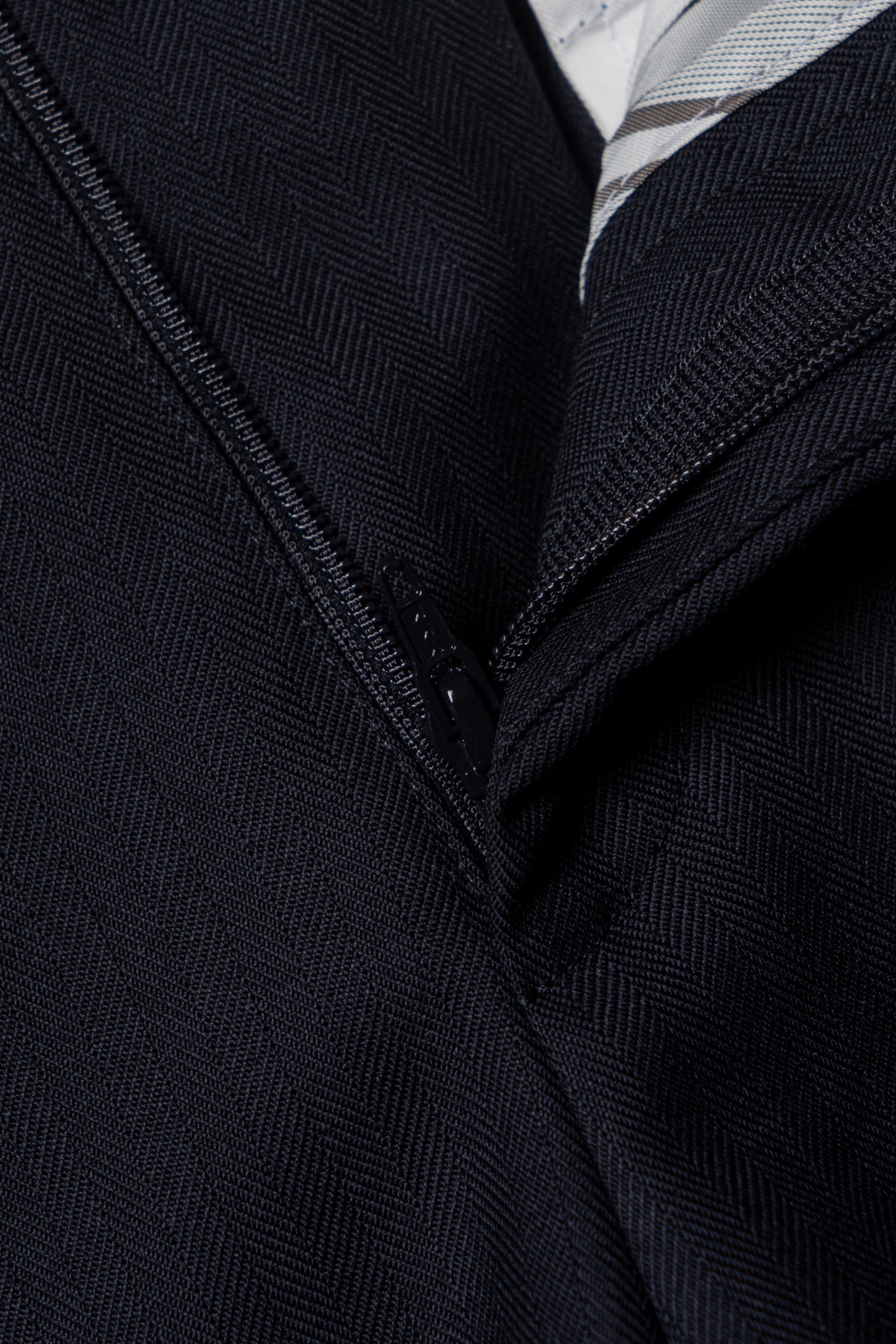 MTO Navy Herringbone 17 Micron 130s Suit #399