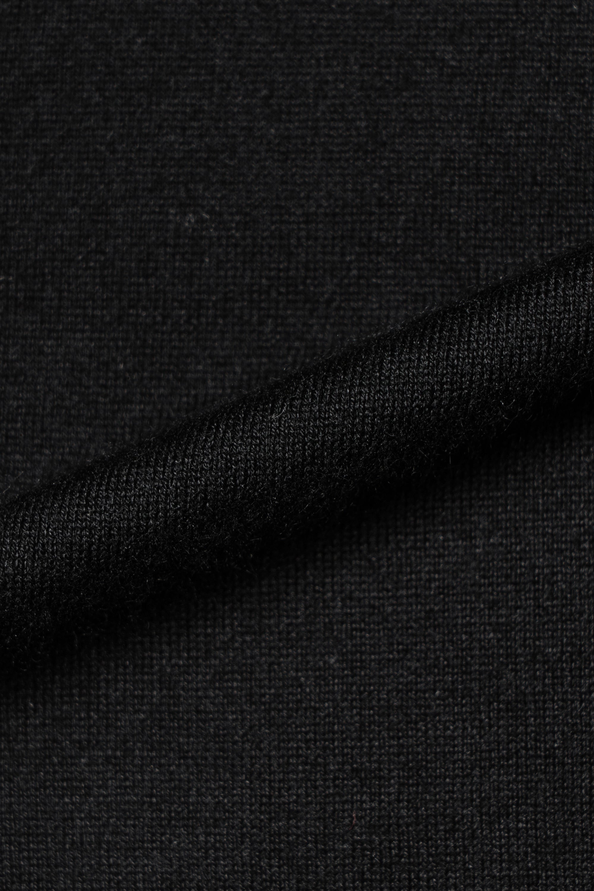 Black / Grey Silk Cashmere Blending Knitted Crew Neck