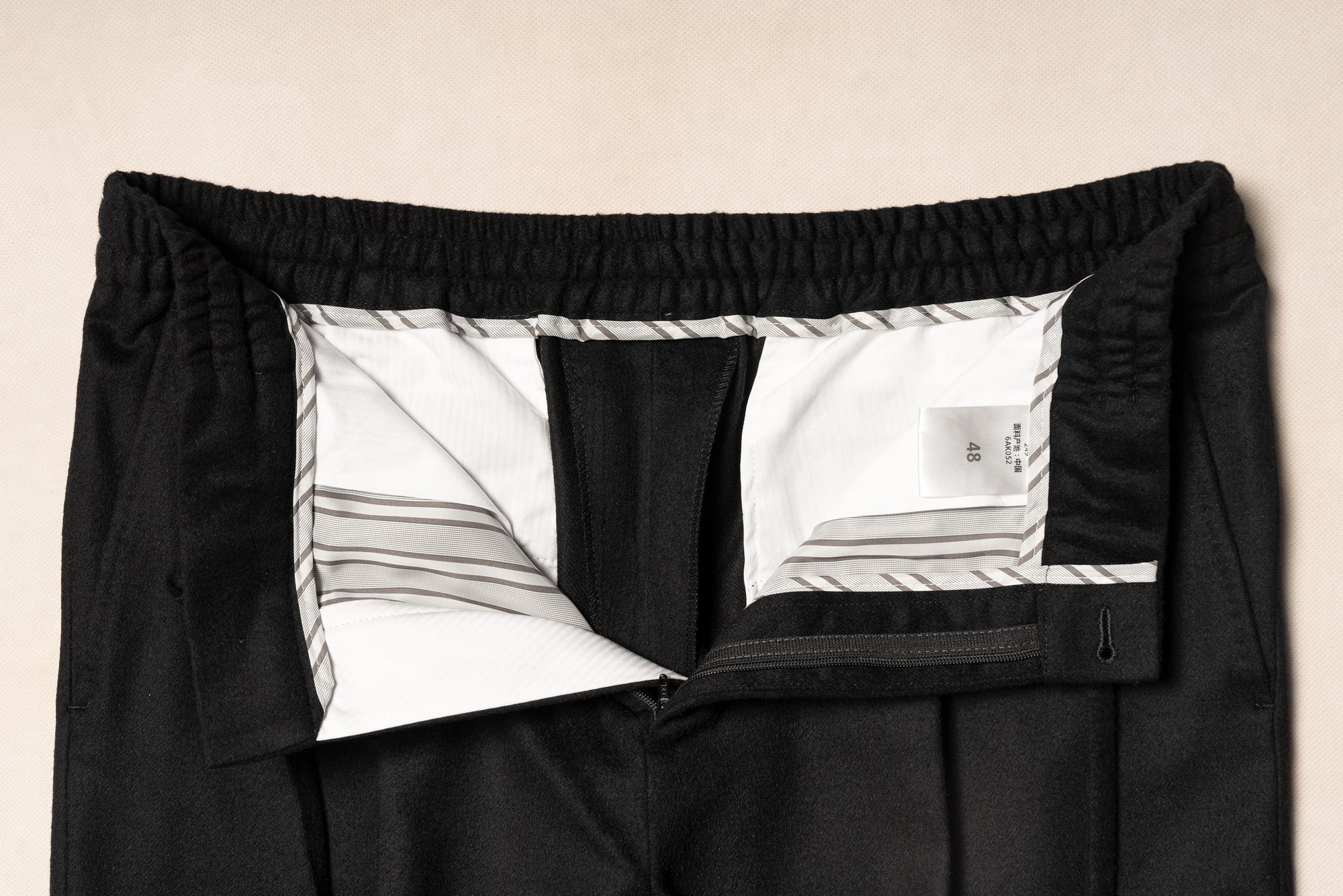 Black Silk Wool Blending Drawstring Trousers