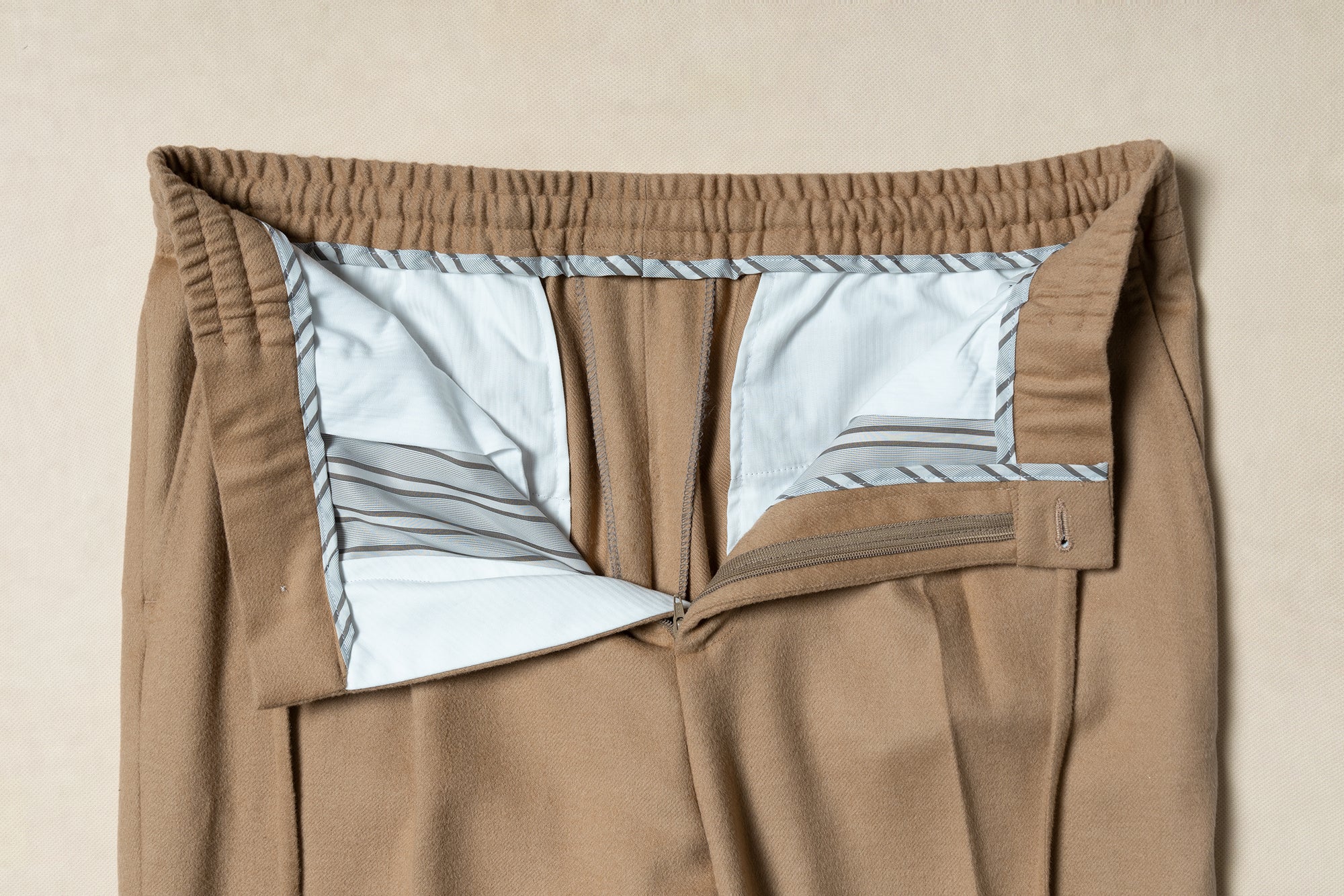 Camel Silk Wool Blending Drawstring Trousers
