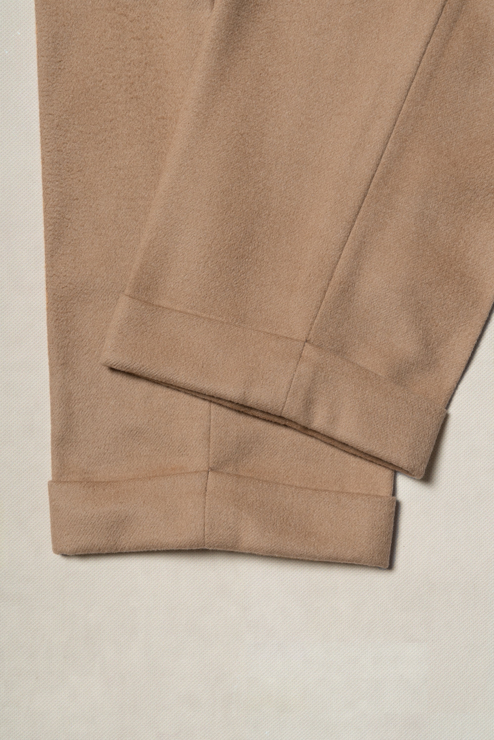 Camel Silk Wool Blending Drawstring Trousers